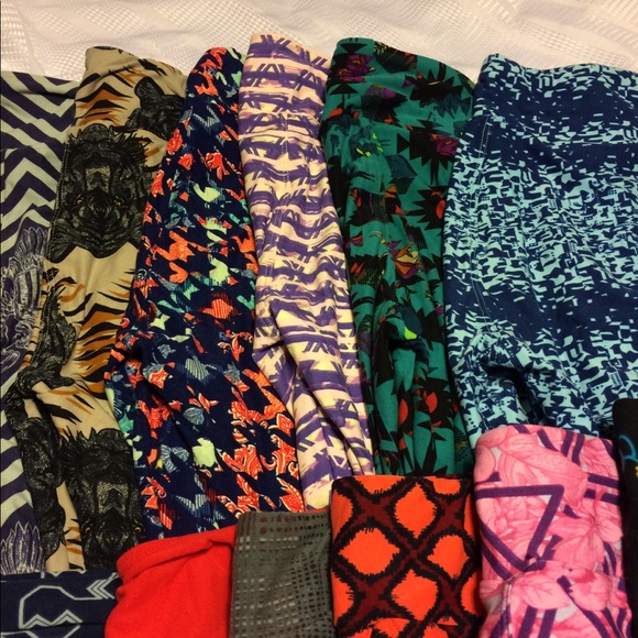 LuLaRoe bundle of 20 one size leggings . - Picture 4 of 8